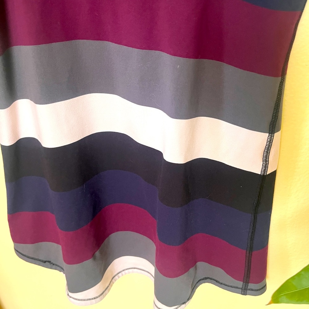 Lululemon Athletica Striped Purple Black White Navy Blue Tank Top Size Small - Picture 4 of 5